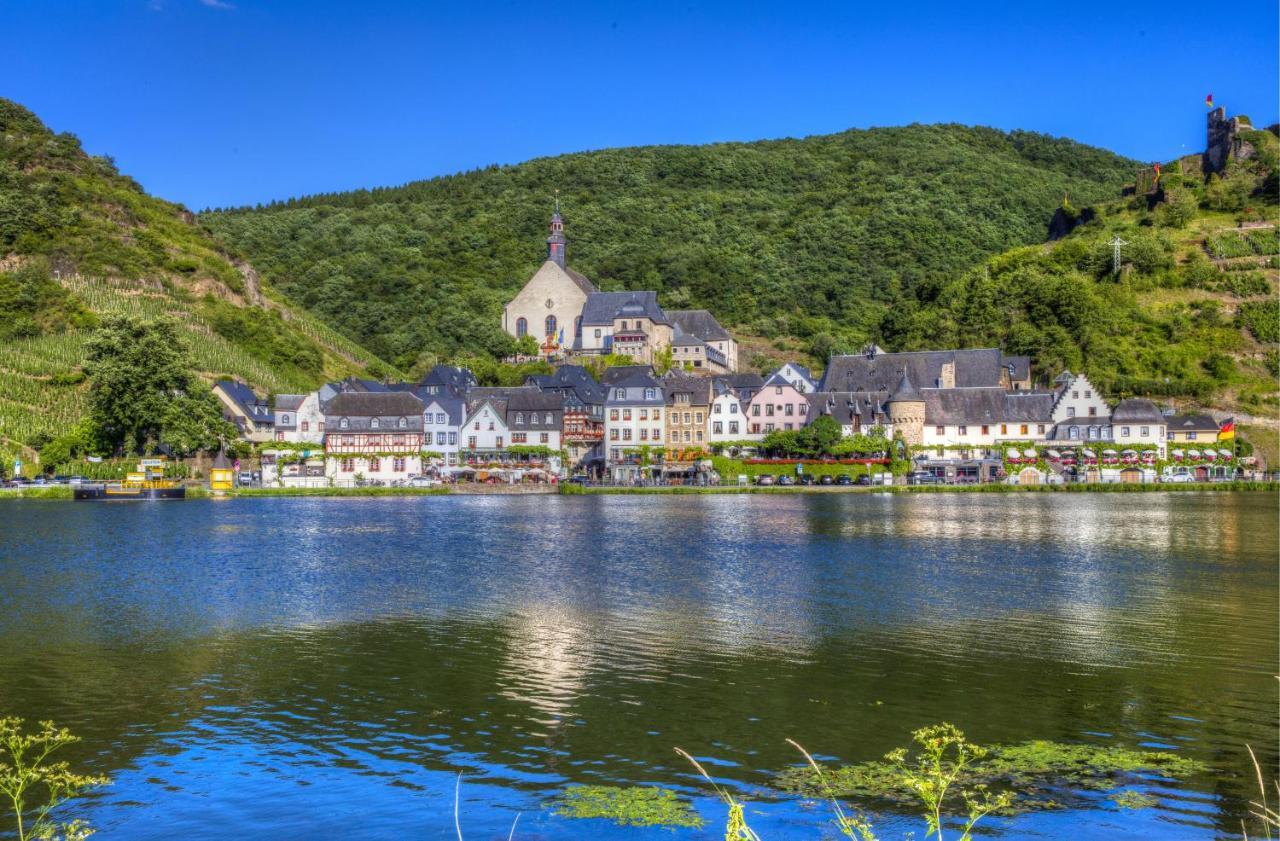 Hotel Restaurant Alte Stadtmauer 拜尔施泰因 外观 照片