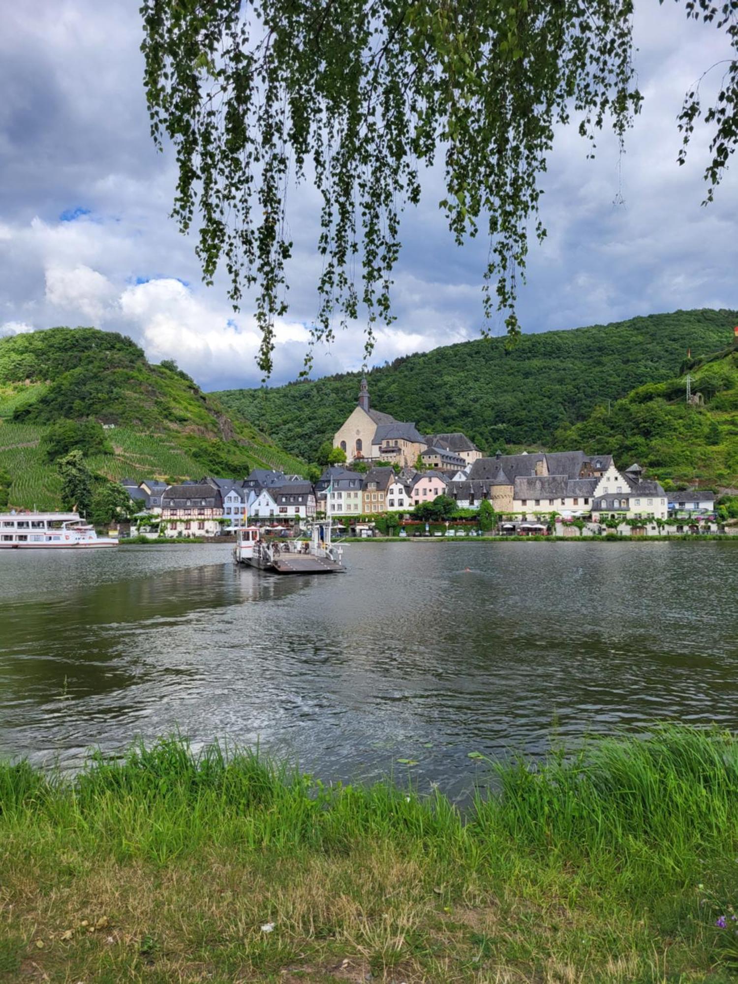 Hotel Restaurant Alte Stadtmauer 拜尔施泰因 外观 照片